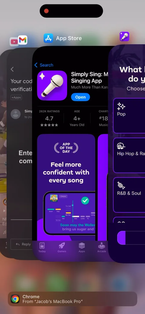 Simply Sing onboarding screen 20: The App Store 'App of the Day' card flashes here showing 4.7 from 262k ratings and 'Feel more confident with…